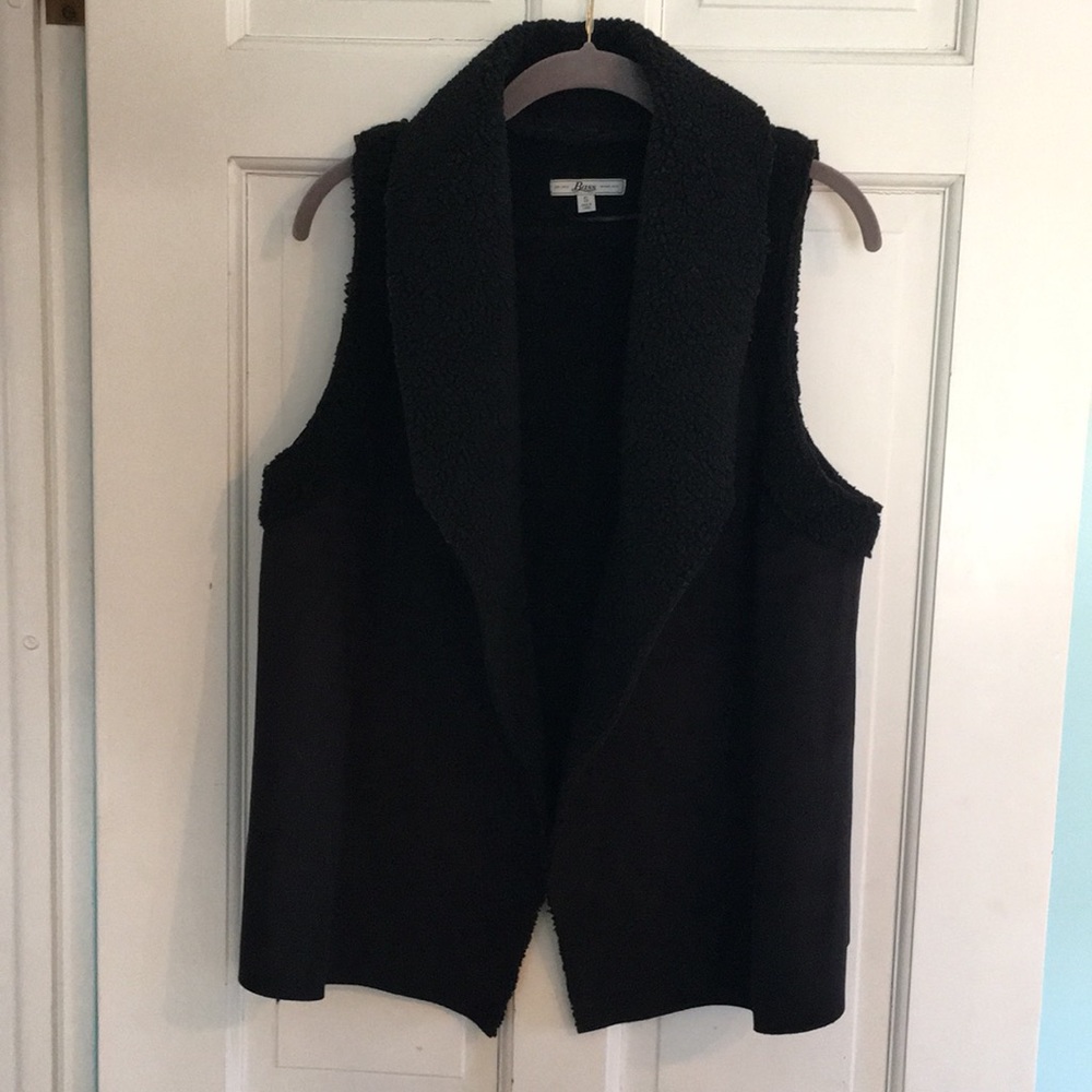Bass wool and suede black vest